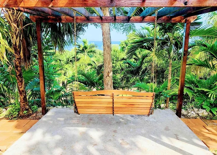 The Coconut Palm ~ Ocean View Ll * Ocho Ríos